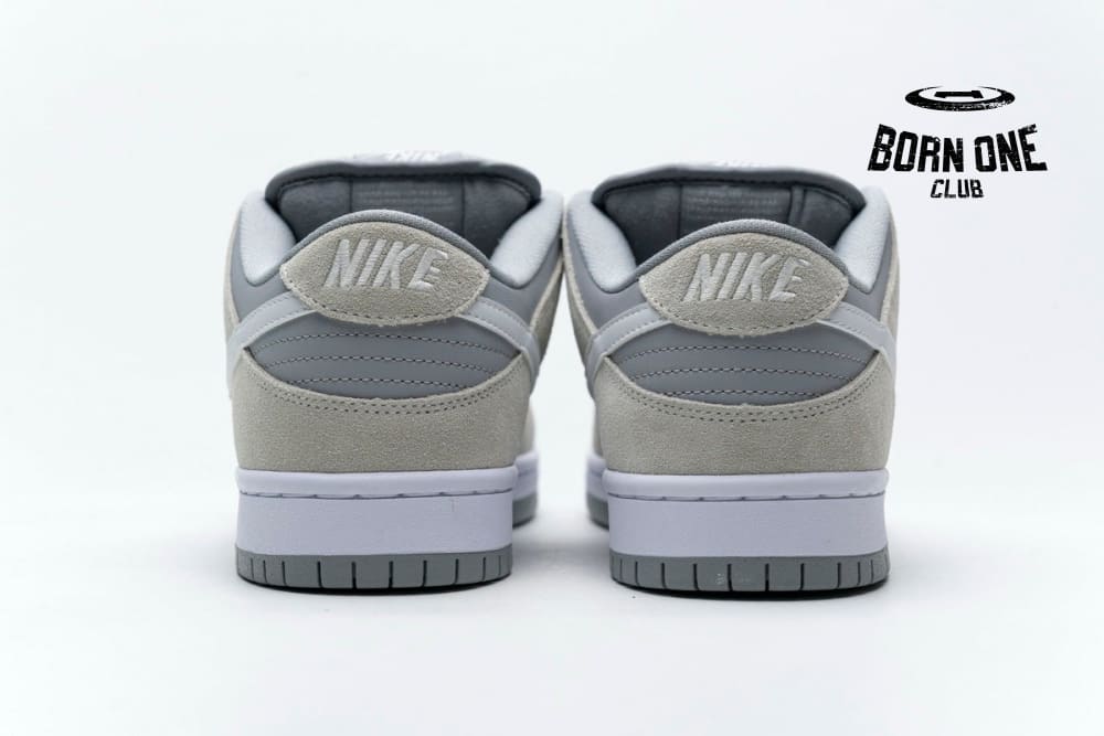 Nike Dunk SB Low Summit White Wolf Grey AR0778-110
