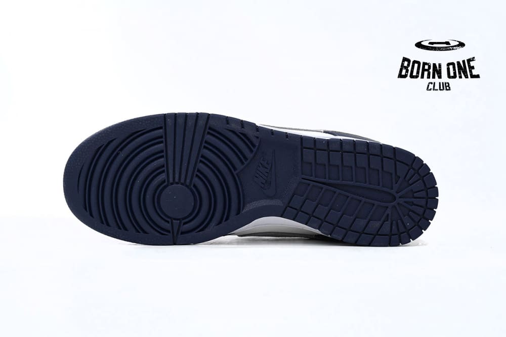 Nike SB Dunk Low Summit White Midnight Navy FD9749-400