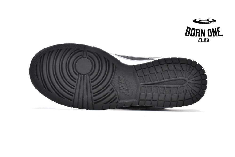 Nike SB Dunk Low Supreme By Any Means DO7412-984