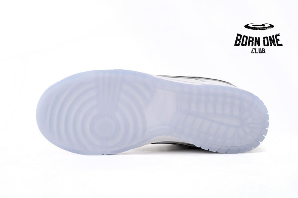 Nike SB Dunk Low White Lobster (Friends and Family) FD8776-100