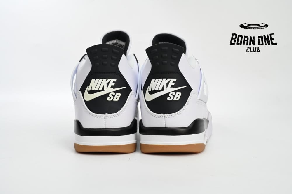 Nike SB x Air Jordan 4 Retro White Black DR5415-100