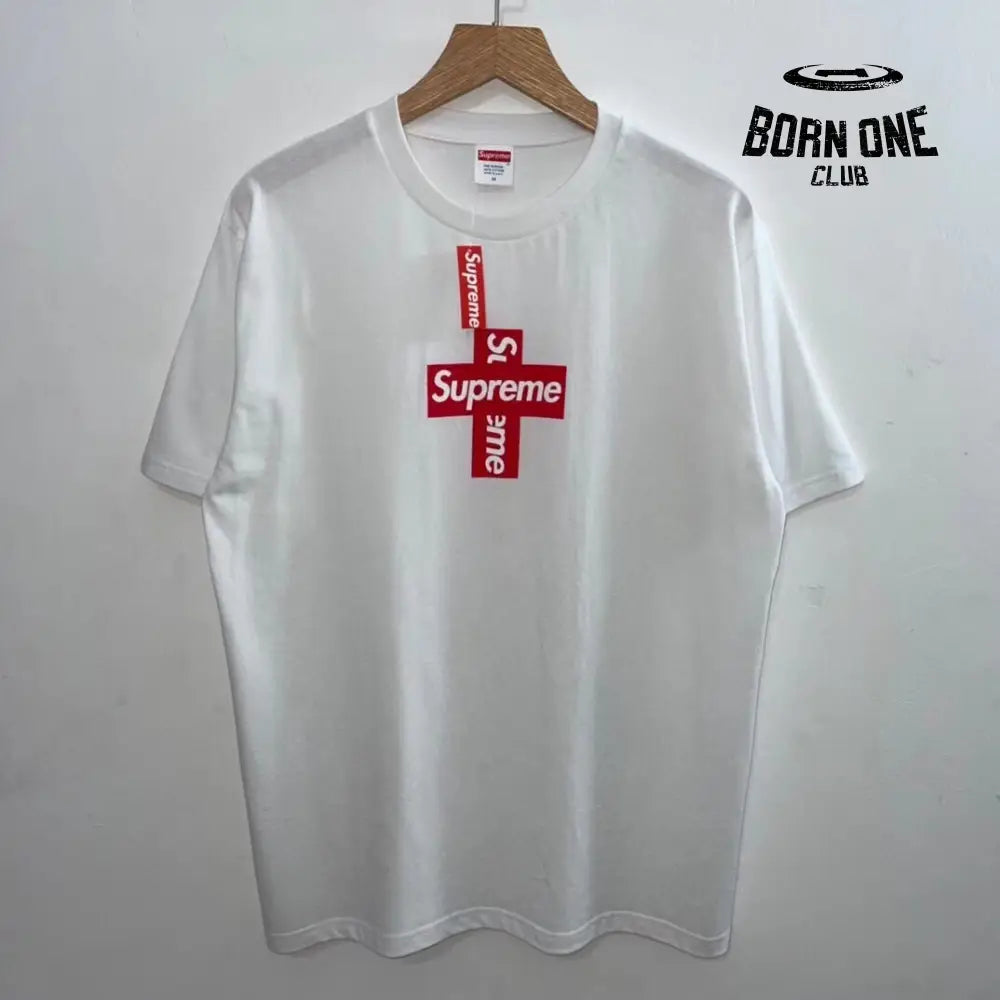 SUPREME CROSS BOGO Camiseta