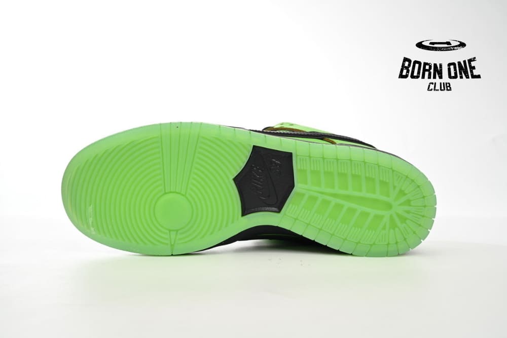 The Powerpuff Girls x Nike SB Dunk Low Buttercup FZ8319-300