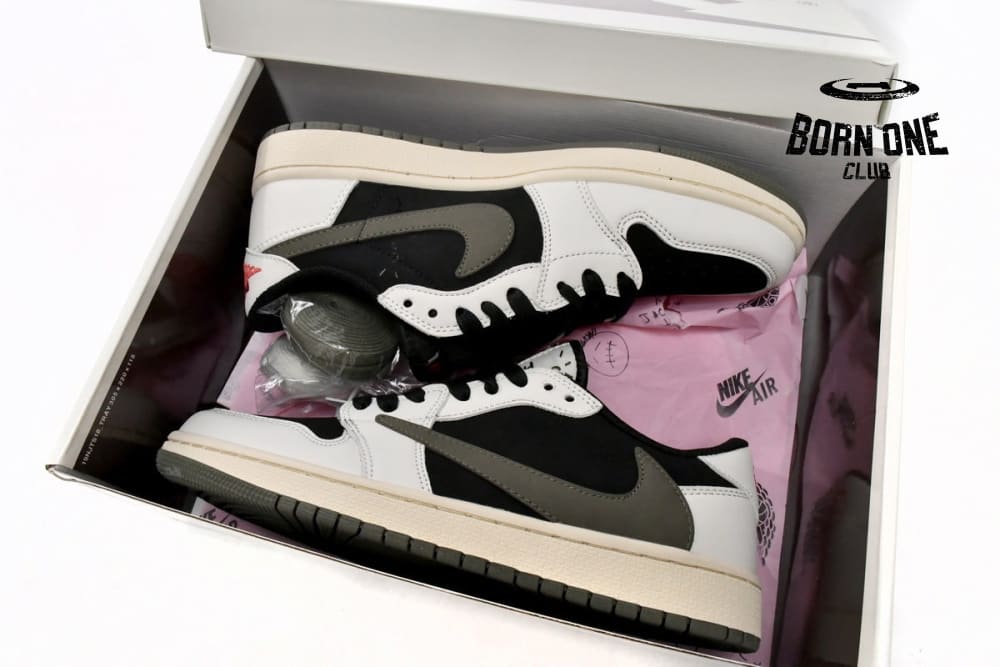 Travis Scott x Air Jordan 1 Low OG Olive DZ4137-106