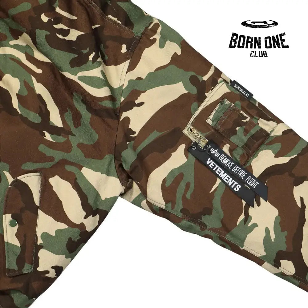 Vetements Camo Bomber Two Sides Jaqueta