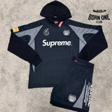 Conjunto Supreme Hooded Soccer Preto