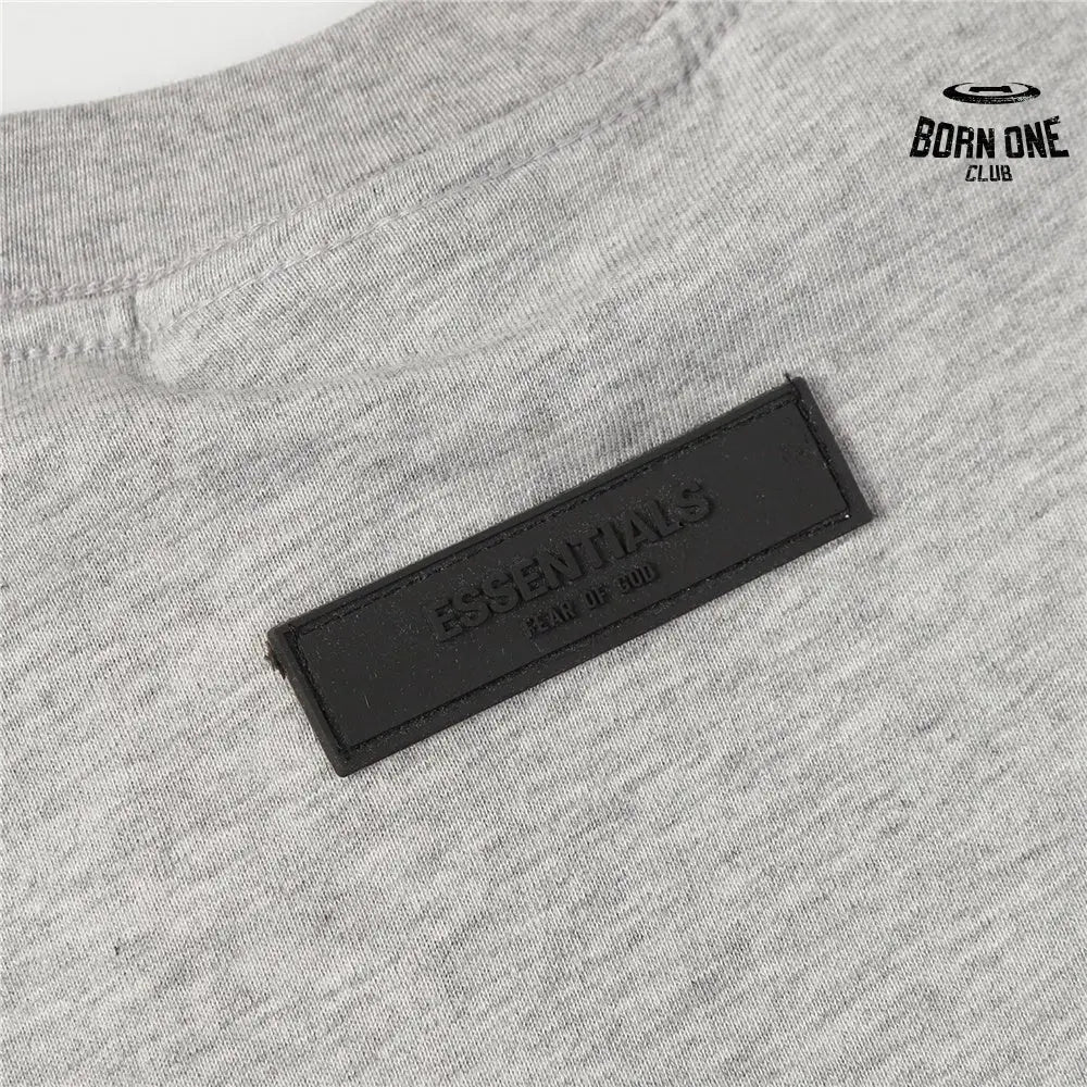 Camiseta Essentials
