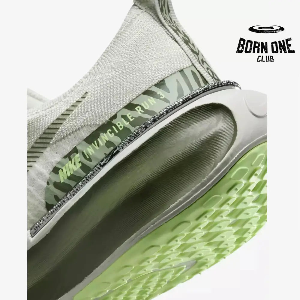Nike Invincible Run 3 Premium - Light Bone/Barely Volt