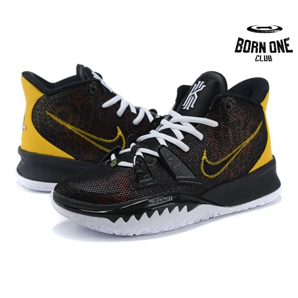 NIKE KYRIE 7 x ROSWELL RAYGUNS