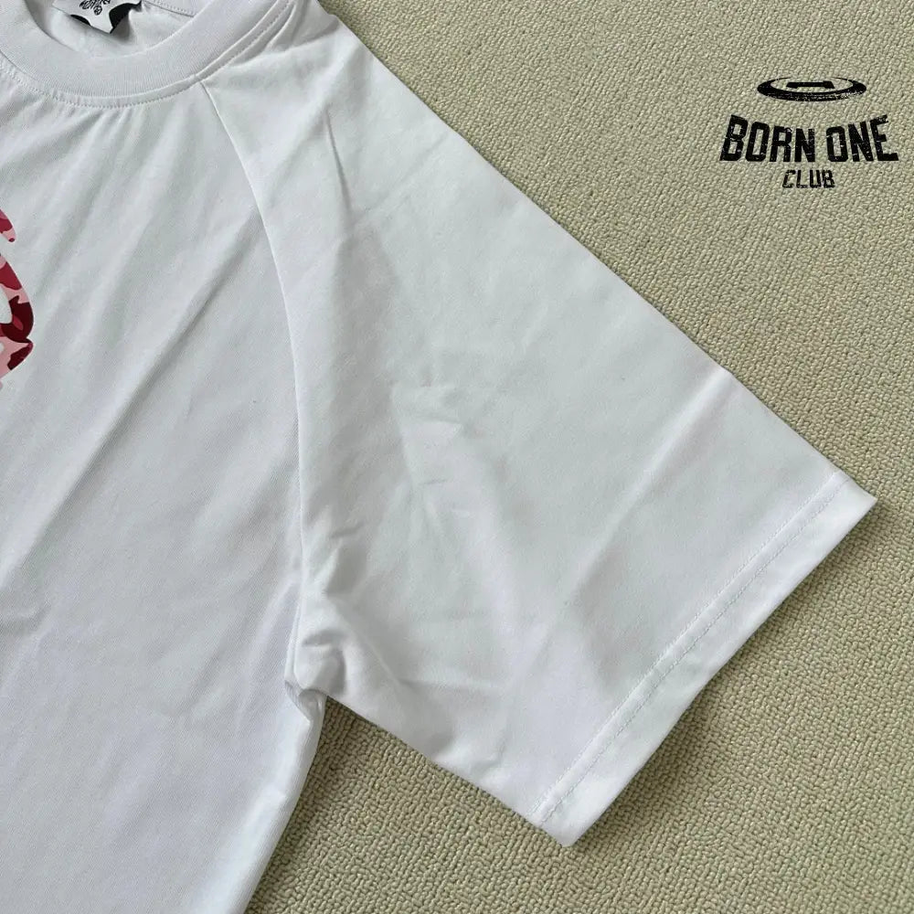 Camiseta Mertra White Red Pink Camo