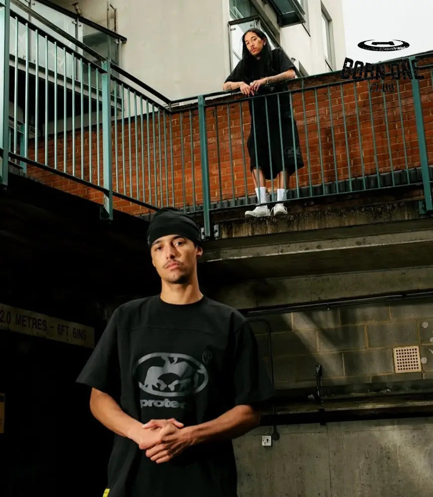 Camiseta  Protect Ldn Black