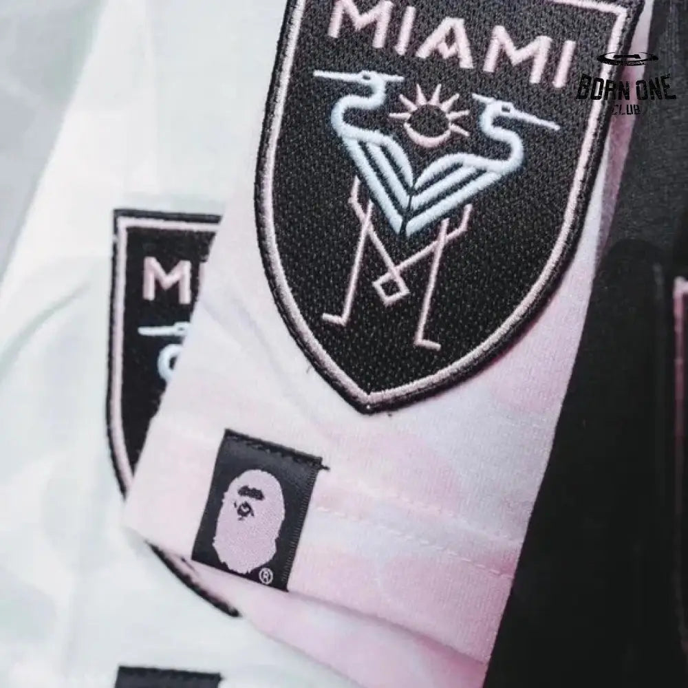 BAPE x Miami Camo Camiseta Pink
