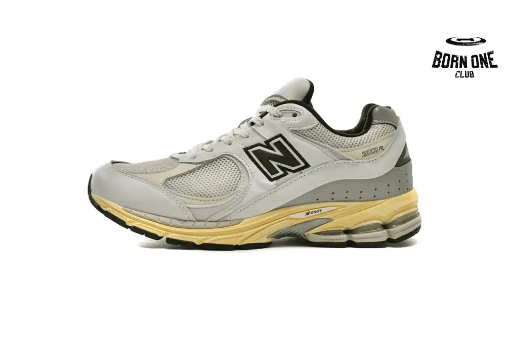 New Balance 2002R Thisisneverthat White ML2002RT