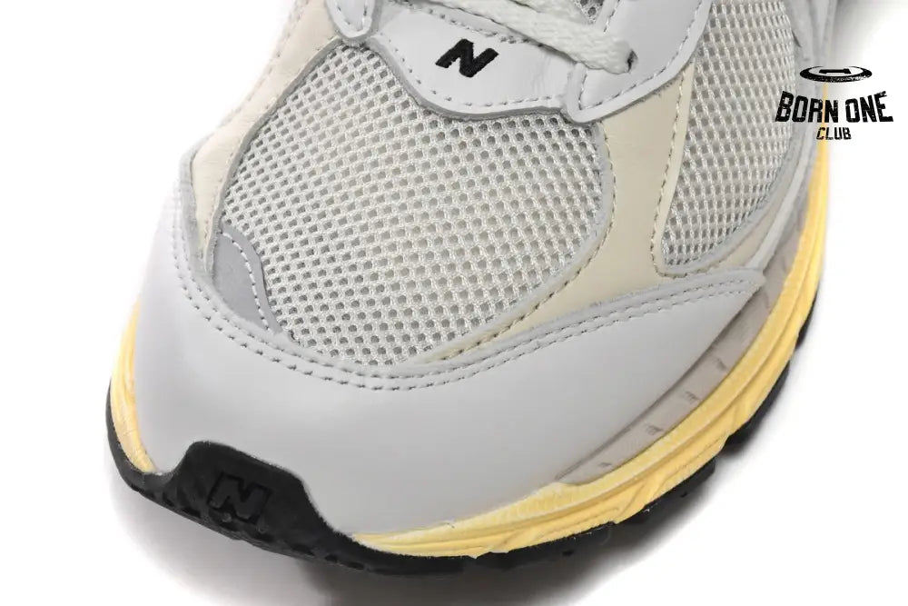 New Balance 2002R Thisisneverthat White ML2002RT