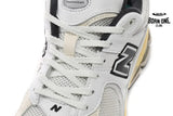New Balance 2002R Thisisneverthat White ML2002RT