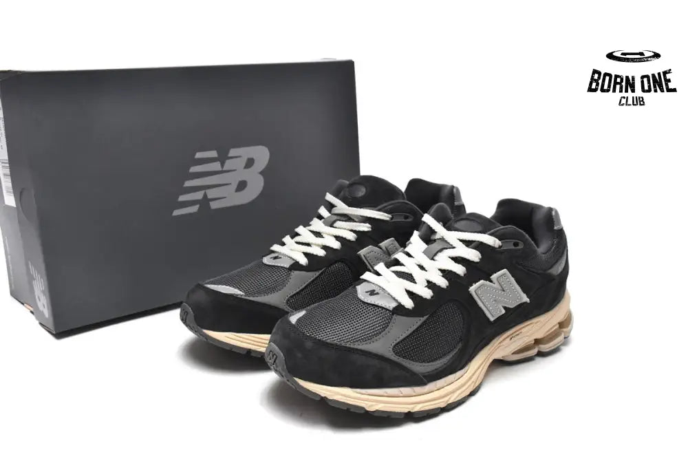 New Balance 2002R Black Dark Grey M2002RHO