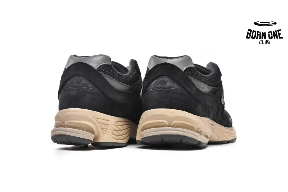 New Balance 2002R Black Dark Grey M2002RHO