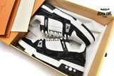 Louis Vuitton Trainer Black and White Cloth Cover VL1202