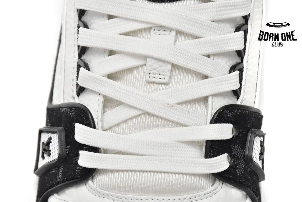 Louis Vuitton Trainer Black and White Cloth Cover VL1202