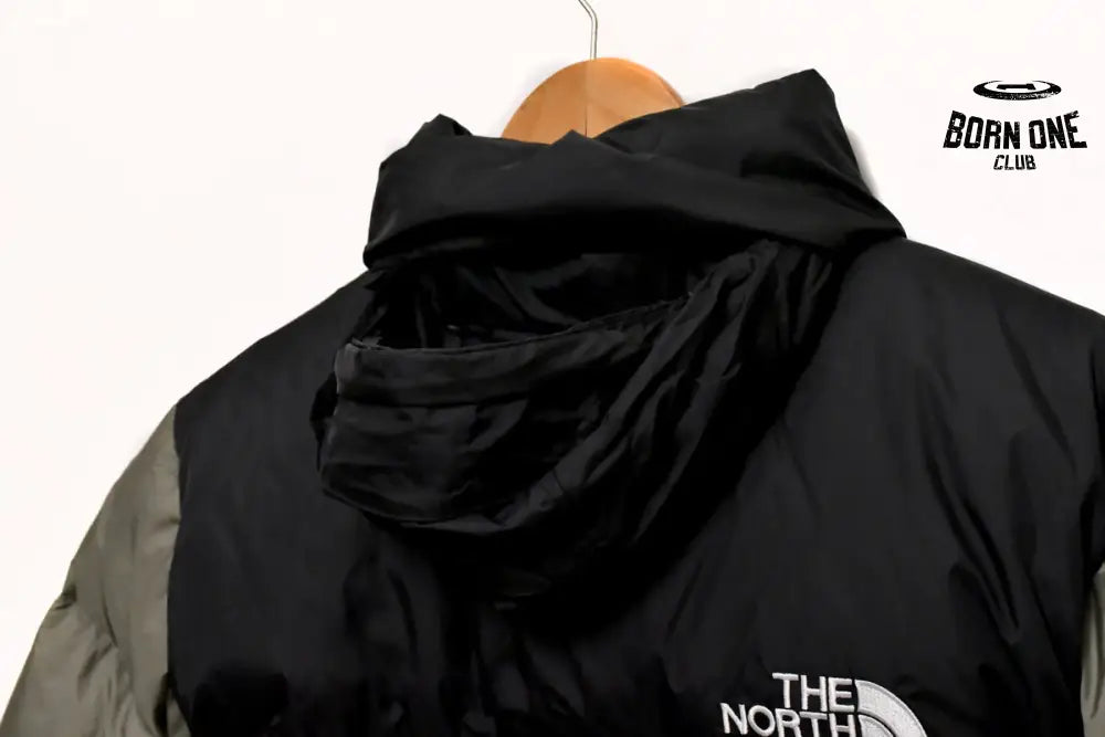 The North Face Mosaic Green 1996 Nuptse Jaqueta