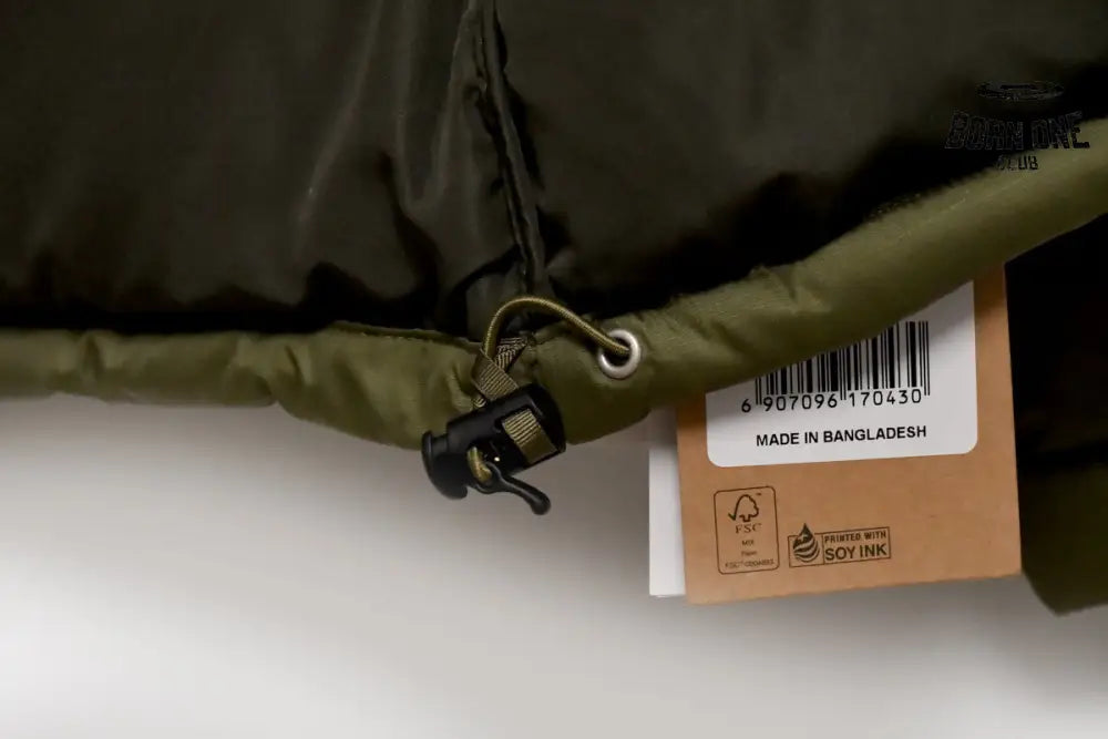 The North Face Grass Green 1996 Nuptse Jaqueta