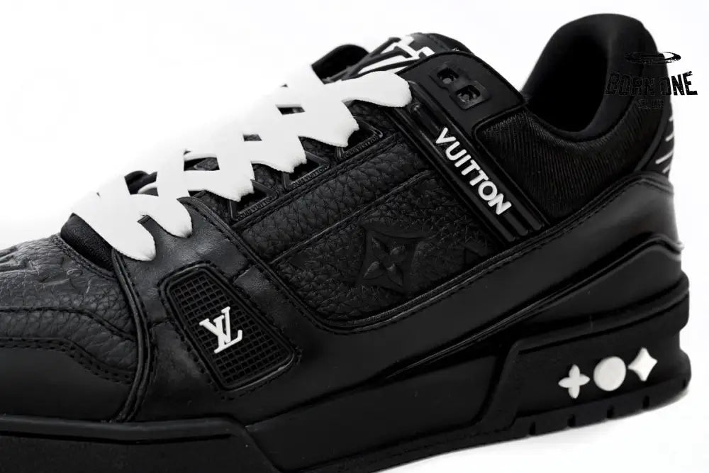 Louis Vuitton Trainer Black Embossed Monogram 1AAREY
