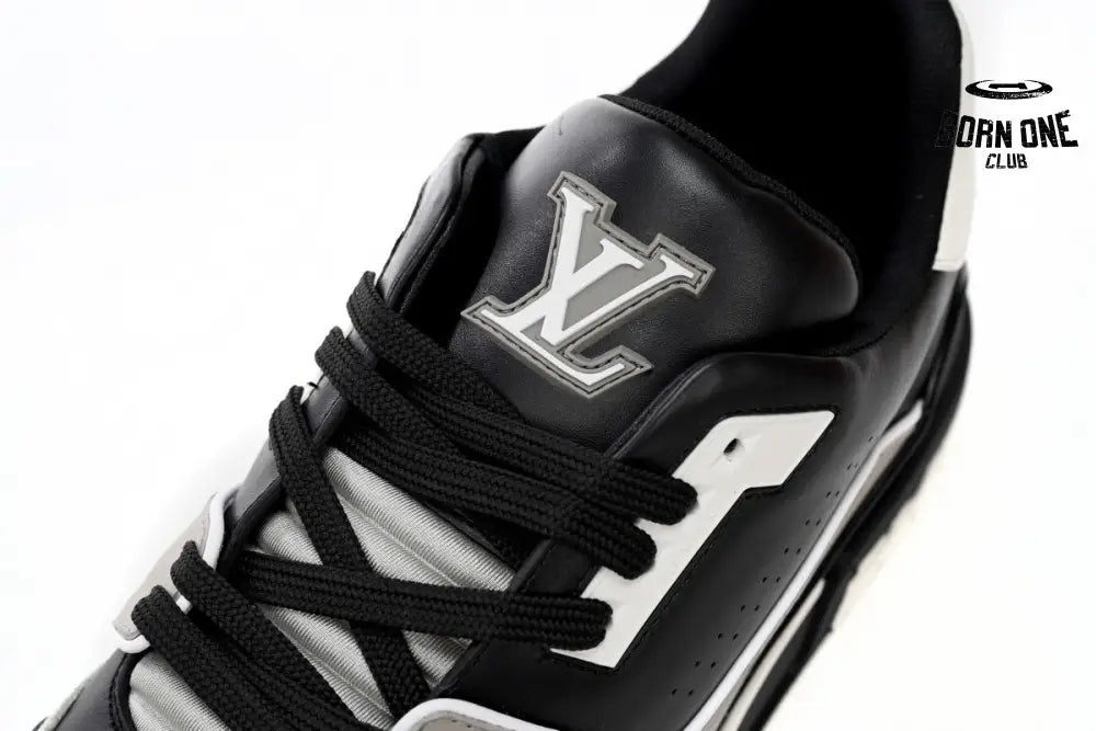 Louis Vuitton Trainer Cowboy Black Gray 1AAHS3