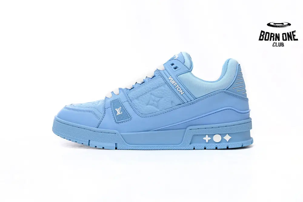 Louis Vuitton Trainer Blue Embossed Monogram 1AARFI