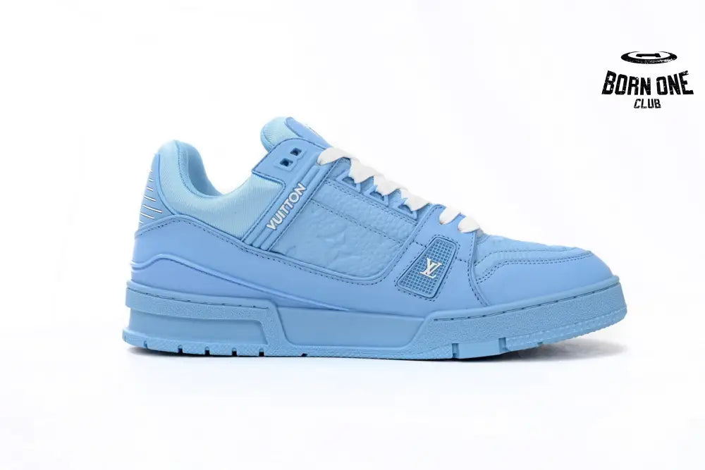 Louis Vuitton Trainer Blue Embossed Monogram 1AARFI