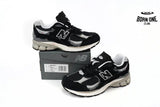 New Balance 2002R Protection Pack Black Grey M2002RDJ