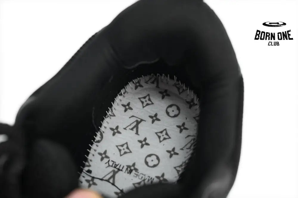 Louis Vuitton LV Skate Sneaker Black White 1AARR2