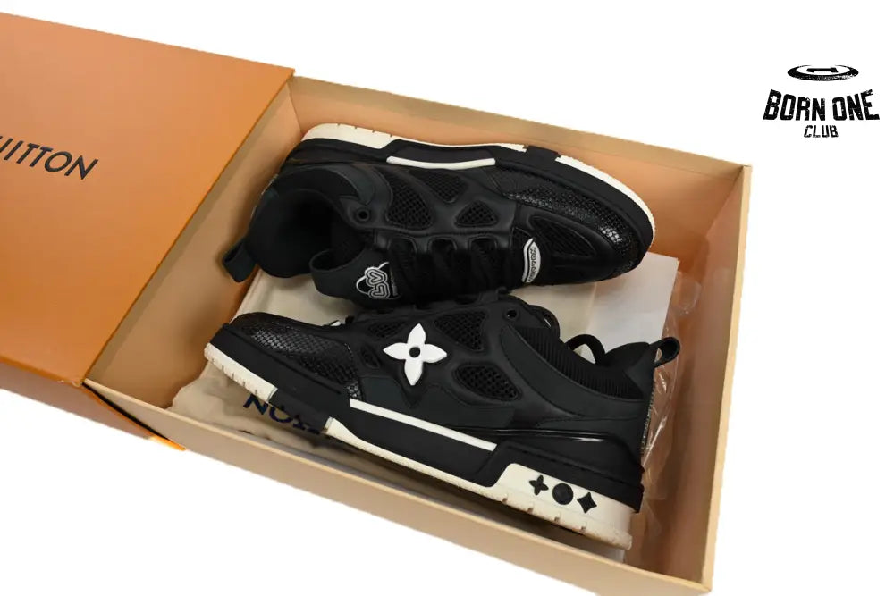 Louis Vuitton LV Skate Sneaker Black White 1AARR2