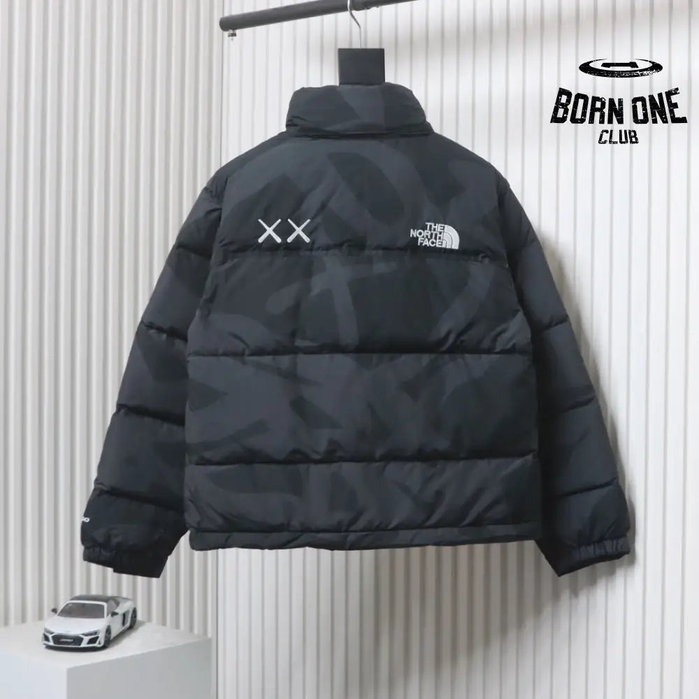 The North Face x KAWS Retro 1996 Nuptse Jaqueta Black
