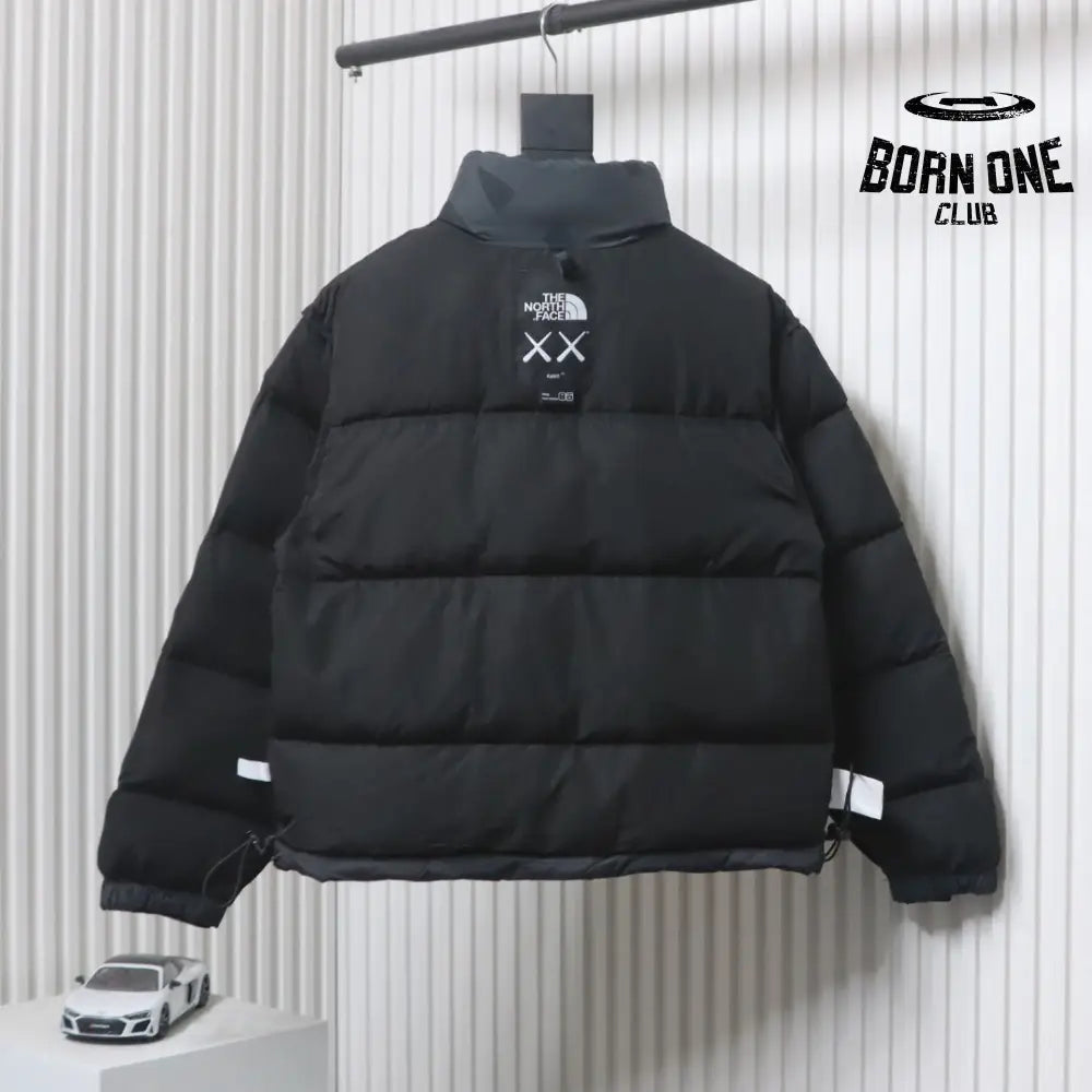 The North Face x KAWS Retro 1996 Nuptse Jaqueta Black