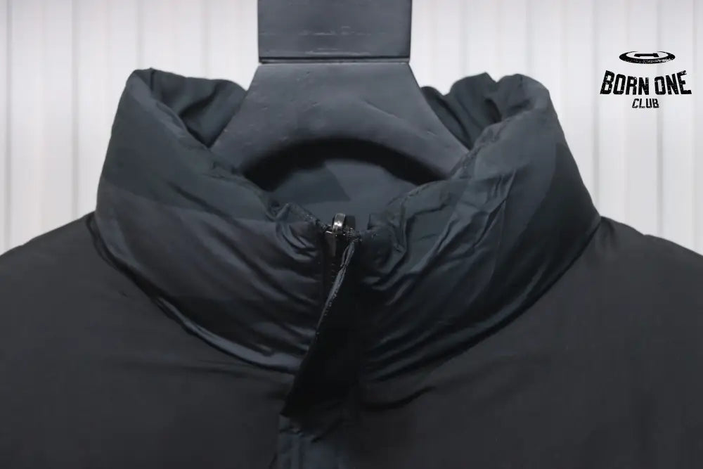 The North Face x KAWS Retro 1996 Nuptse Jaqueta Black
