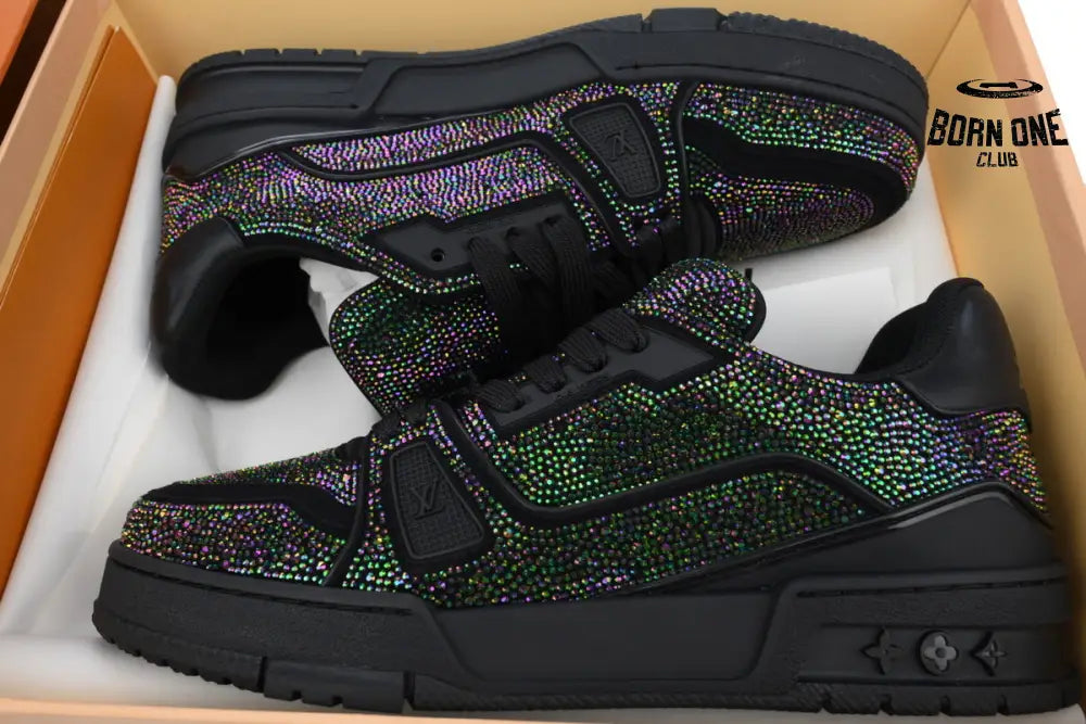Louis Vuitton Trainer Black Rhinestones 1A815H