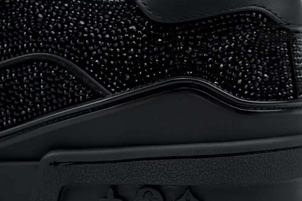 Louis Vuitton Trainer Full Black Diamond Sneakers