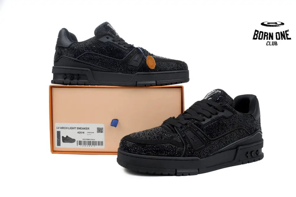 Louis Vuitton Trainer Full Black Diamond Sneakers