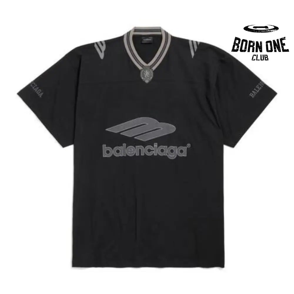 Camiseta Balenciaga Football V-neck Oversized Preta