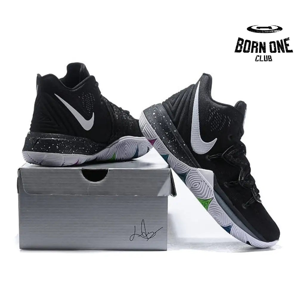 NIKE KYRIE 5 x BLACK MAGIC