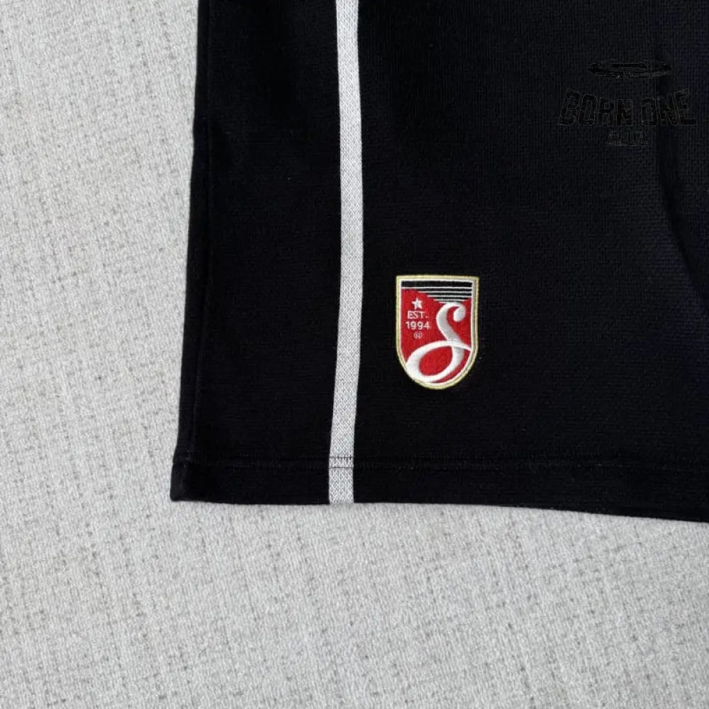 Conjunto Supreme x Umbro Zíper Black