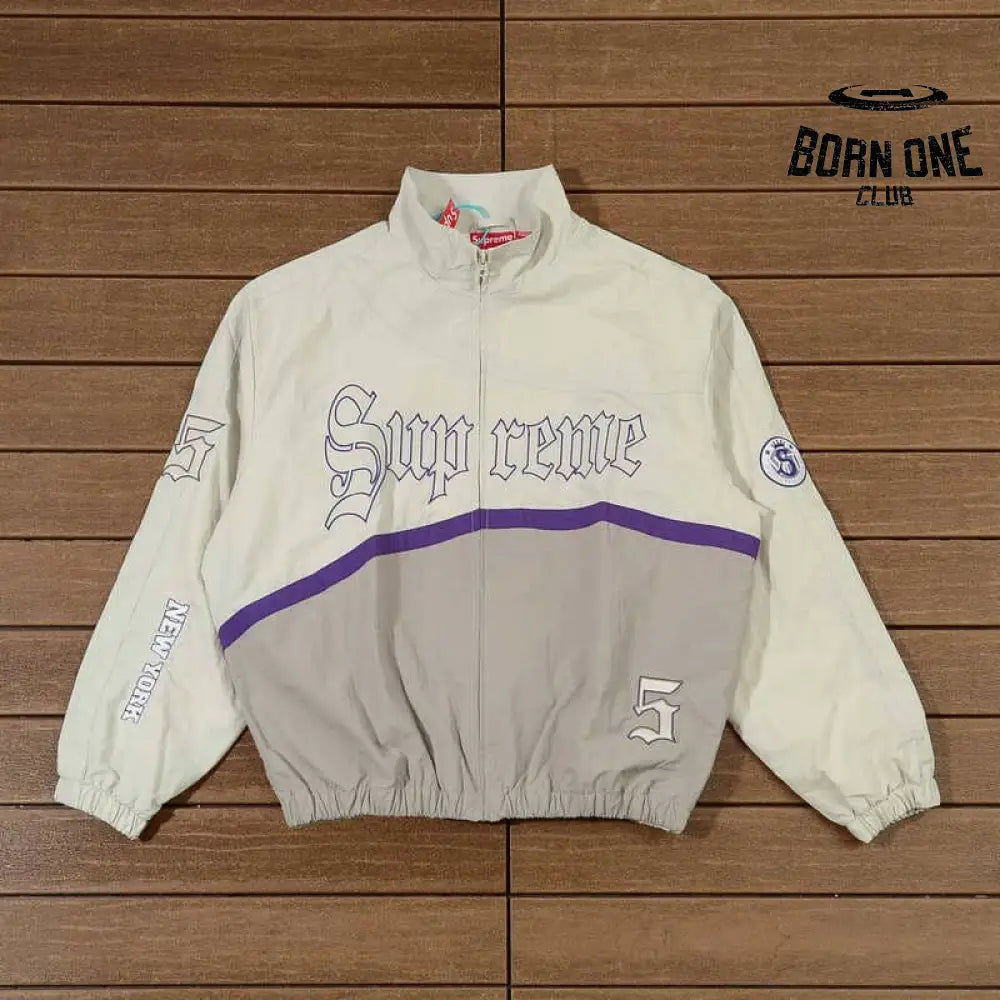 Conjunto Supreme OLD English Track White
