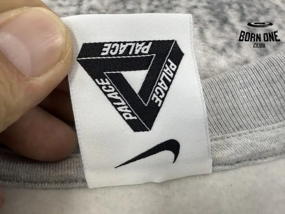 Moletom Palace x Nike Crewneck Total P90 Cinza