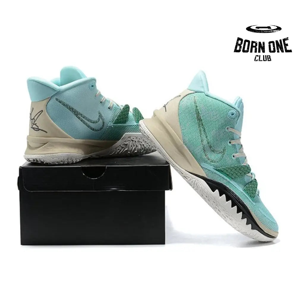 NIKE KYRIE 7 x COPA