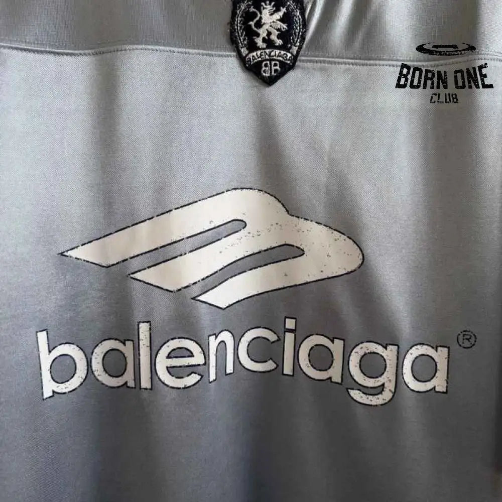 Camiseta Balenciaga Jersey V-neck Oversized Cinza