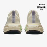 Nike Invincible Run 3 - Bege