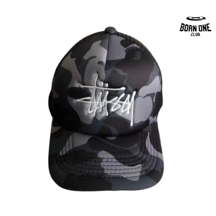 Boné BAPE x Stussy Trucker Black