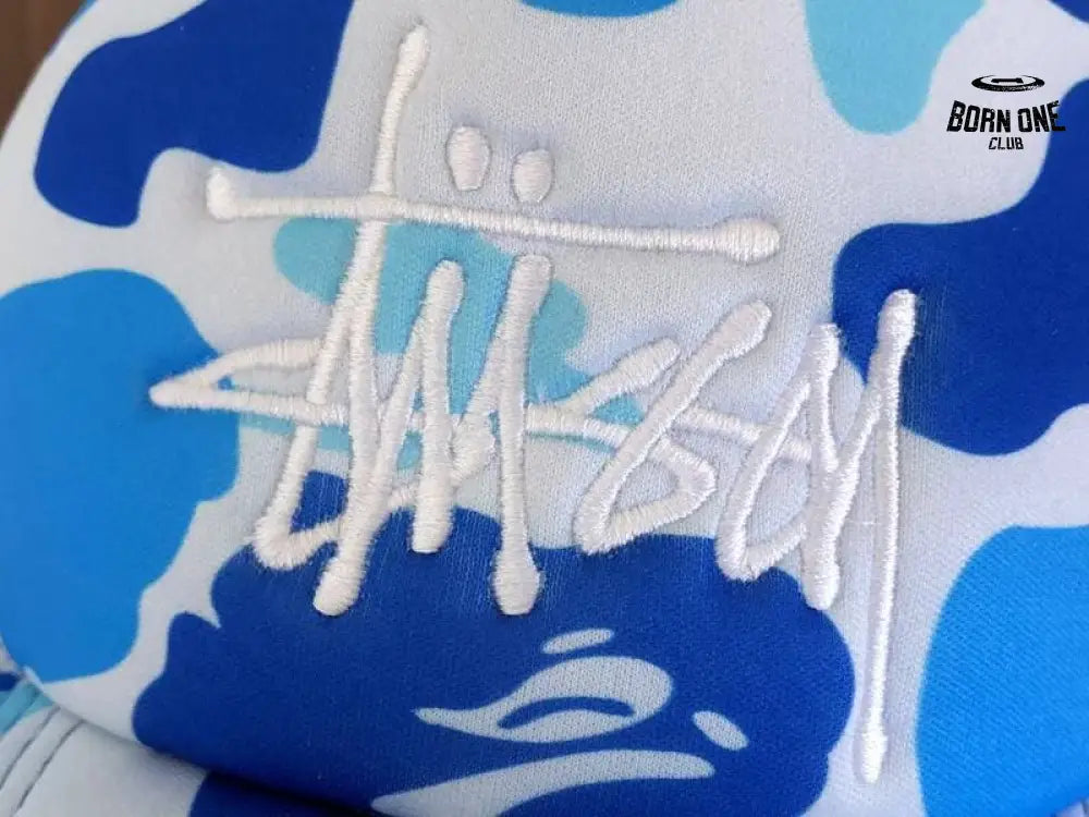 Boné BAPE x Stussy Trucker Blue