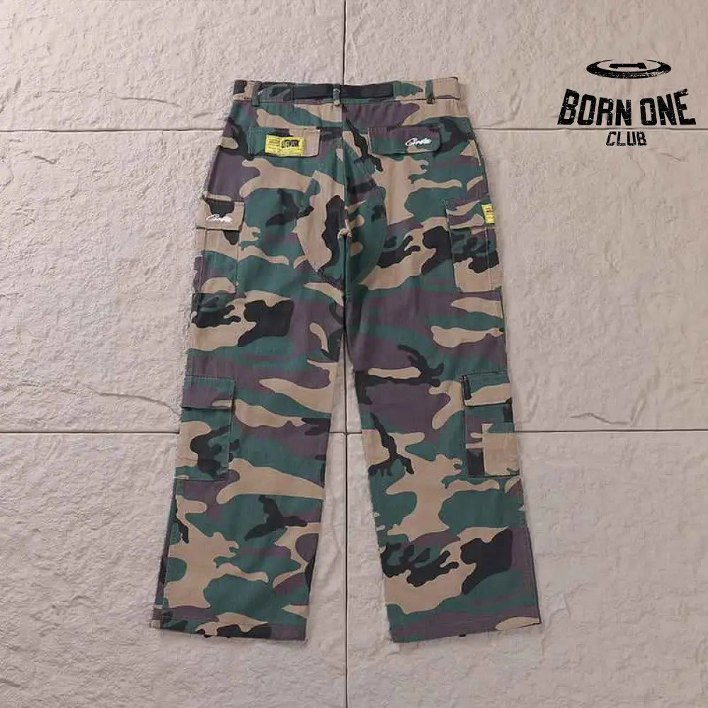 Calça Corteiz Cargo Camuflada