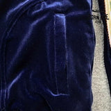 Conjunto Casablanca Veludo Logo Azul